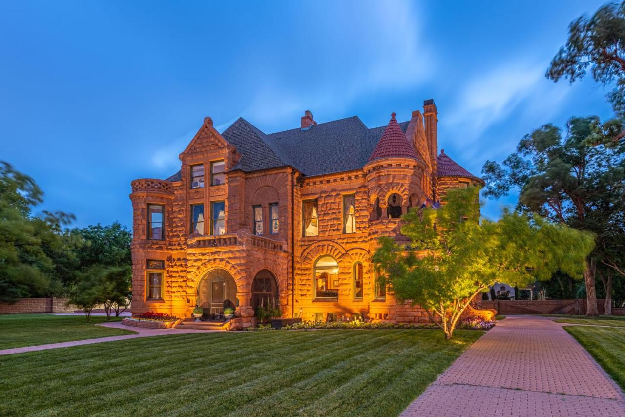 Orman Mansion - Pueblo'S Most Luxurious Stay! Exterior photo